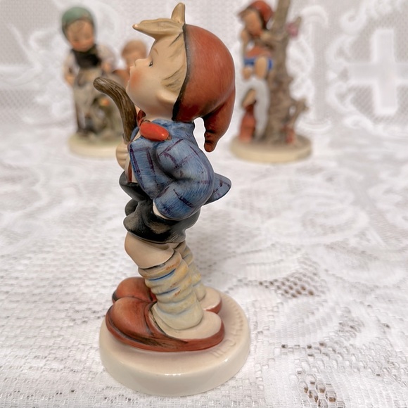 💙TM3 ‘Little Hiker’ Hummel Goebel W Germany #16/1 - Picture 2 of 7